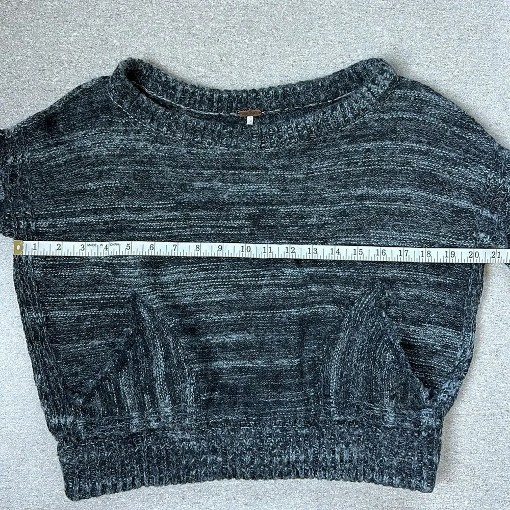 Free People In My Pocket Cropped Boxy Sweater w/ Pockets in Charcoal Grey XS - Picture 7 of 15